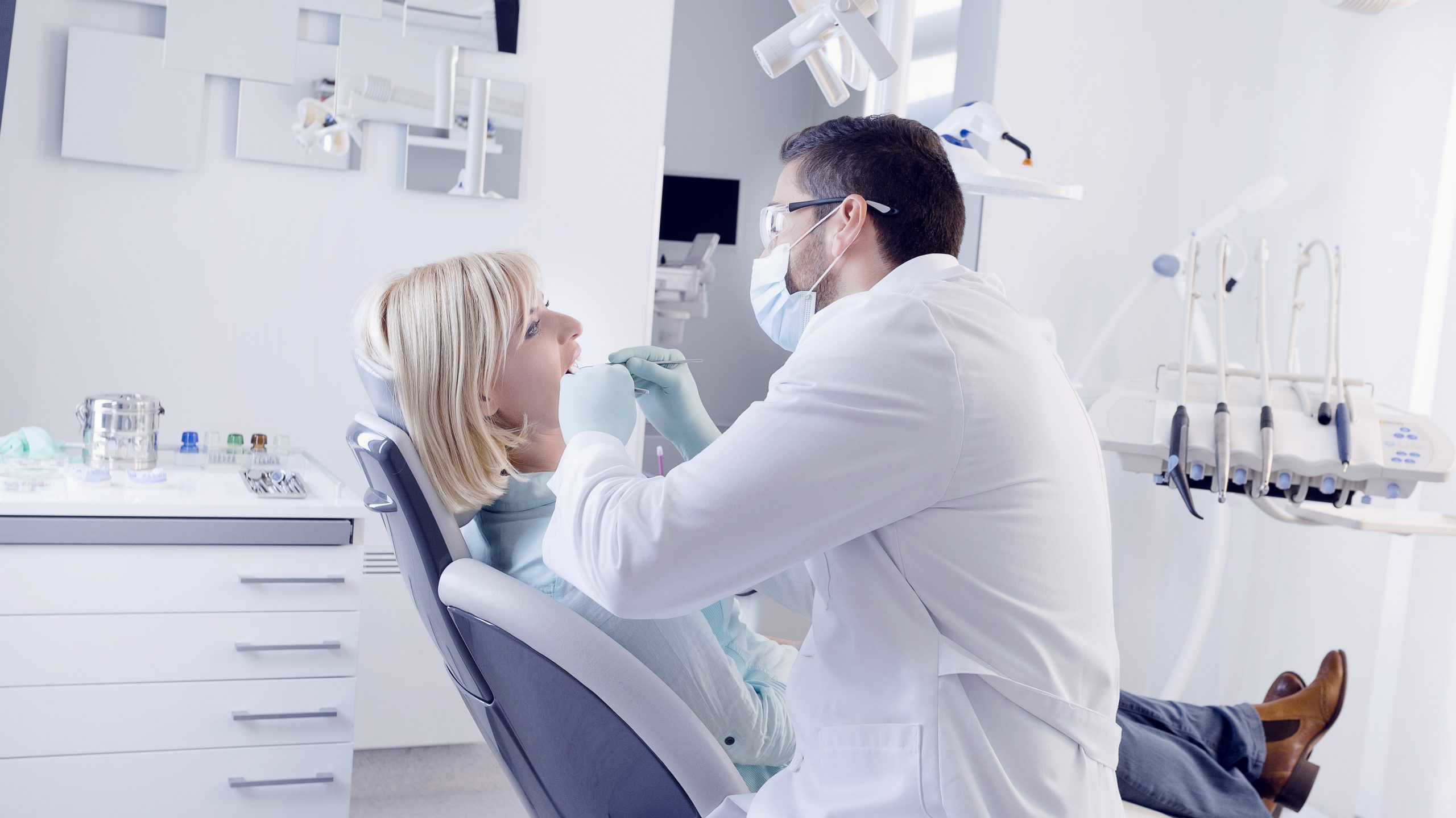 Dentist in Fontana, WI